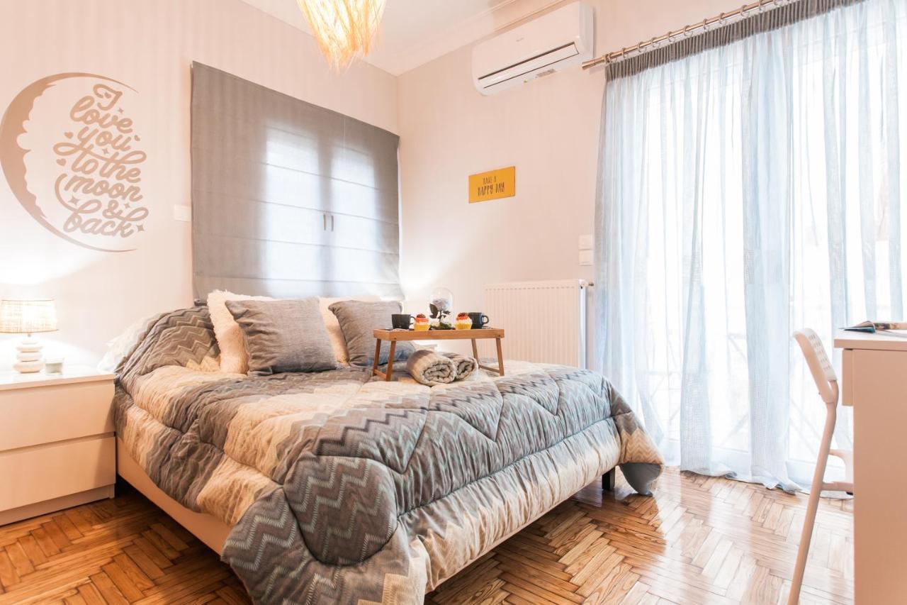 Luxury Seaside Apartment Next To Starbucks Opossite The Beach Park Of Flisvos Ateny Zewnętrze zdjęcie
